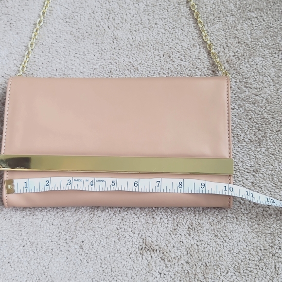 Steve Madden Nude Leather Clutch with Gold accent - Picture 13 of 15
